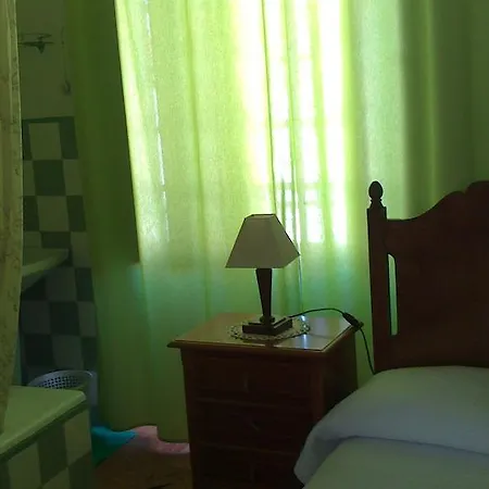 Caravela Hostel Lagos Room photo